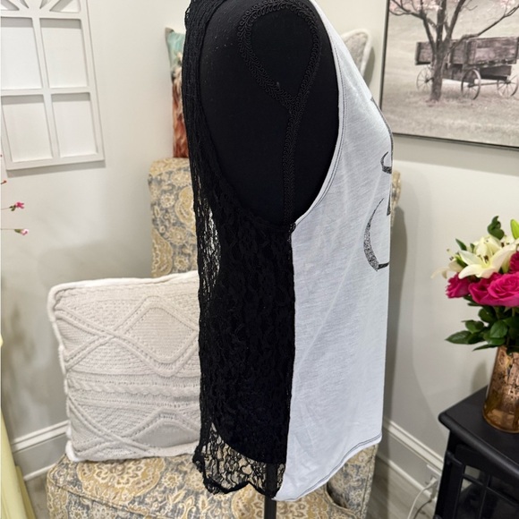 White HP Sleeveless Tank Top - Picture 5 of 8